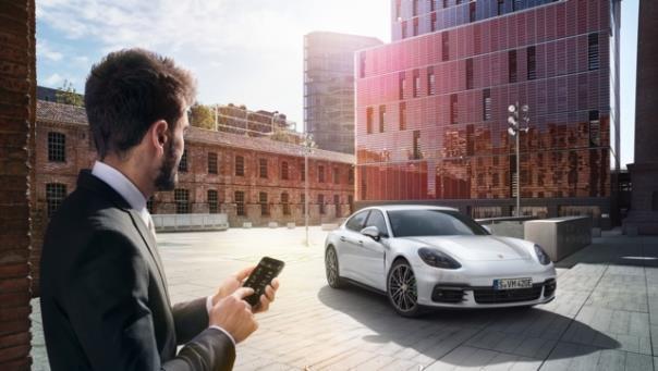 Mit der Porsche Digital GmbH trägt der Stuttgarter Sportwagenhersteller der zunehmenden Digitalisierung im Automobilbereich Rechnung.  Foto: Auto-Medienportal.Net/Porsche